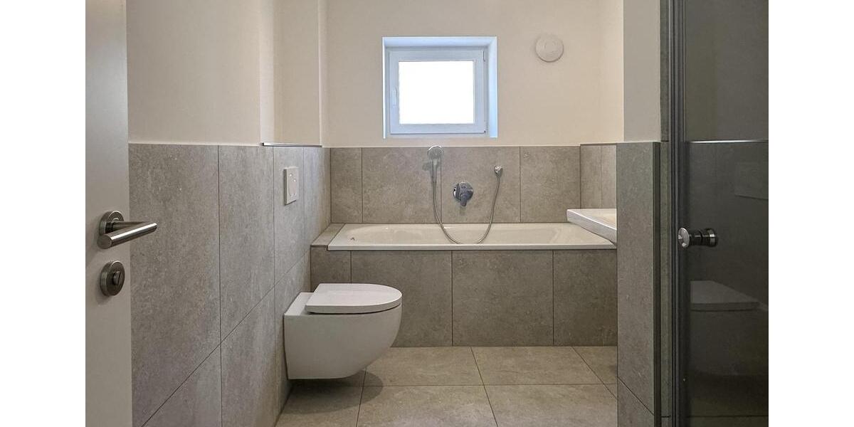 Etagenwohnung Baden-Baden Lichtental - 3 Zimmer, 80 m&sup2;, 990&euro; | Angebot:25416480