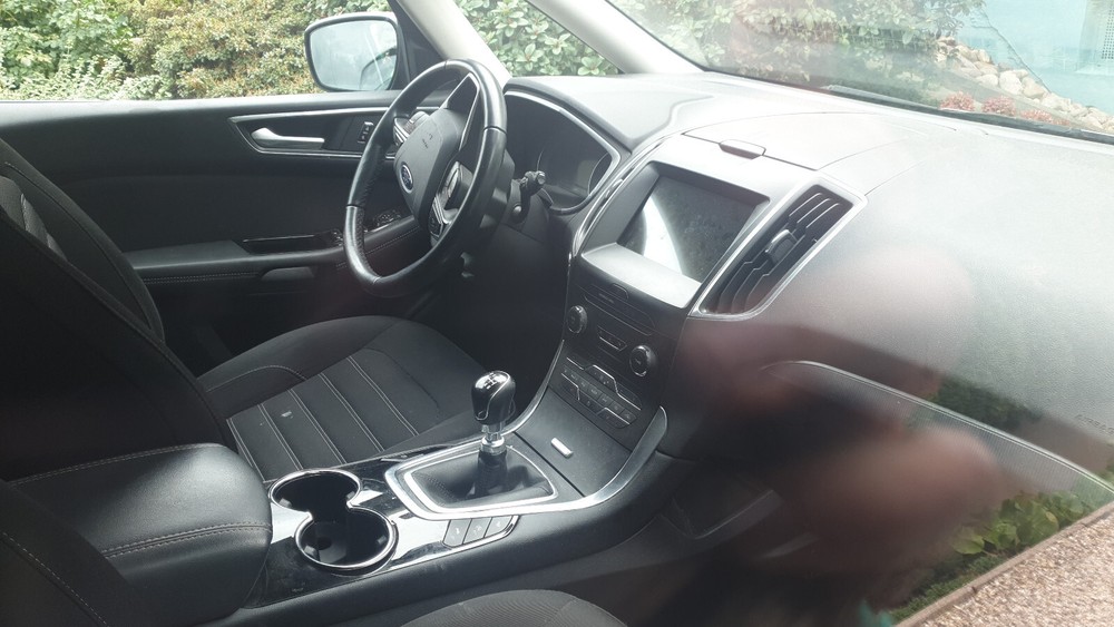 Ford Galaxy 93.000 km 22.500 &euro; Lauf 77886