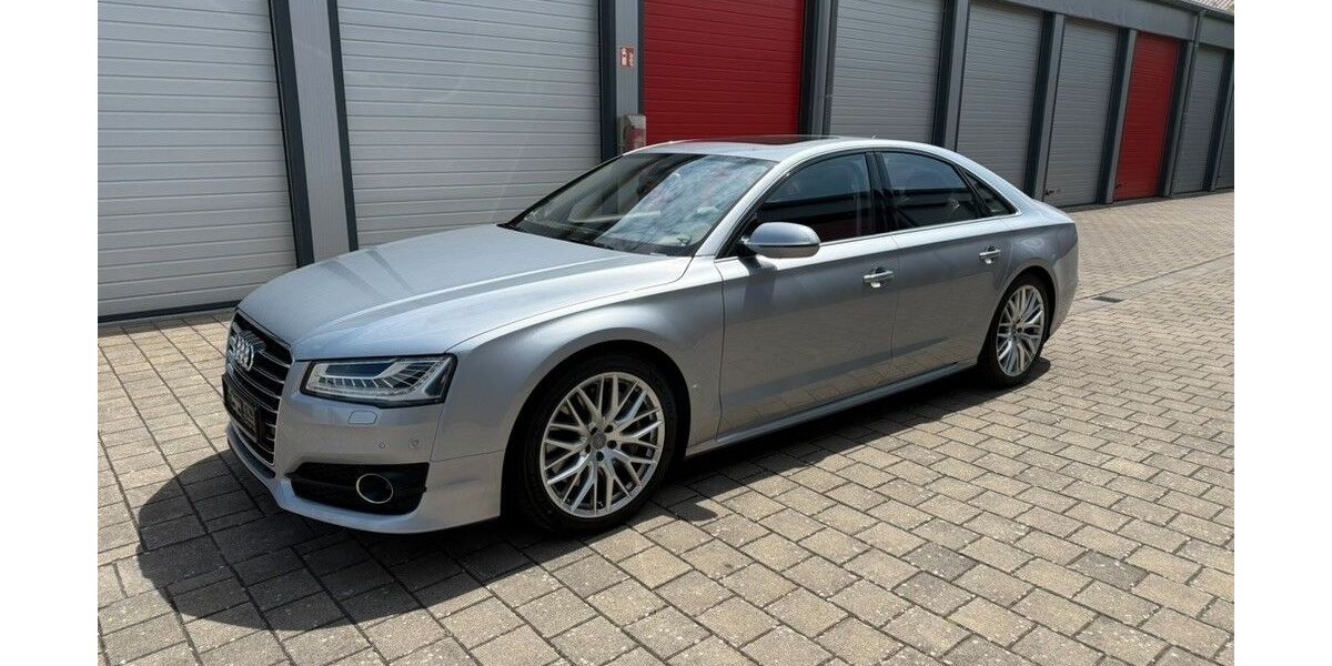 Audi A8 93.900 km 38.900 &euro; Bühl 77815