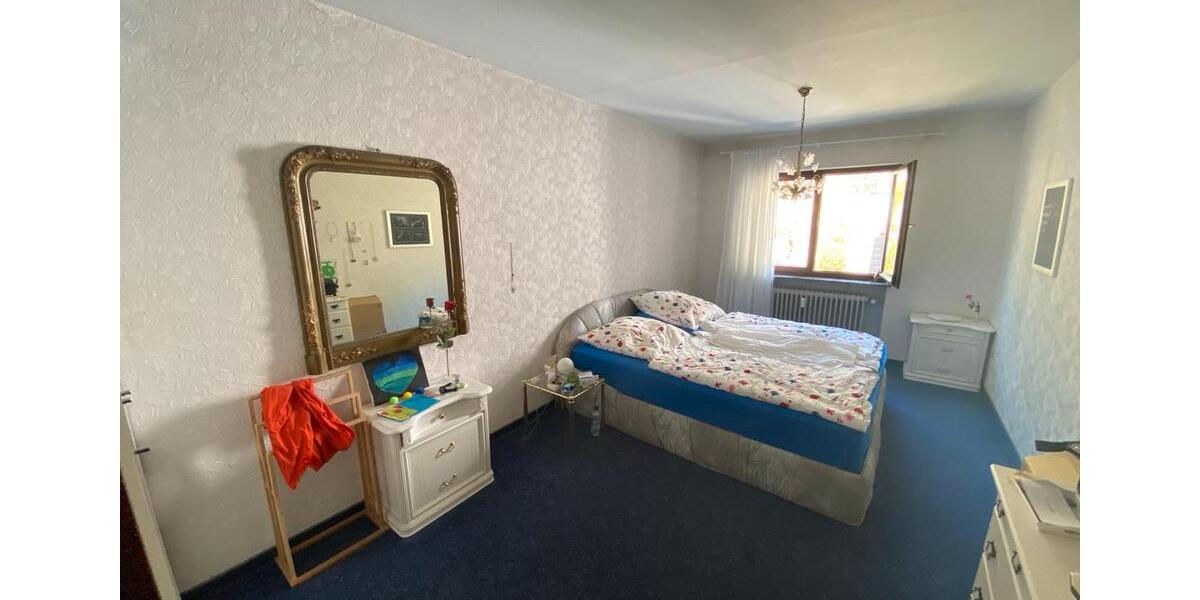 Dachgeschoßwohnung Baden-Baden Baden - 4 Zimmer, 100 m&sup2;, 250.000&euro; | Angebot:25916346