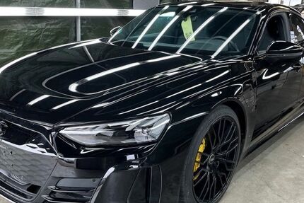 Audi e-tron GT 15.830 km 52.900 &euro; Ettlingen 76275