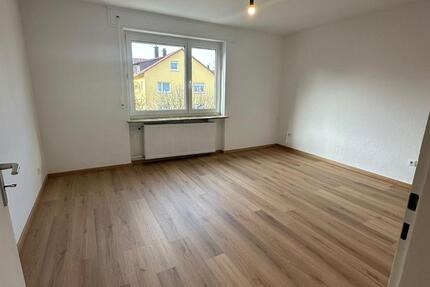 Wohnung Rastatt - 4 Zimmer, 86 m&sup2;, 830&euro; | Angebot:24559804