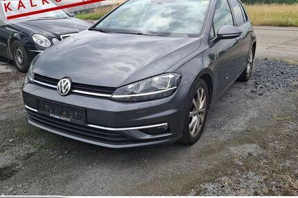 VW Golf 141.769 km 11.485 &euro; Achern 77855