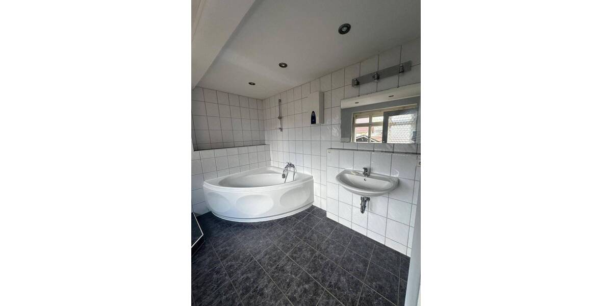 Einfamilienhaus Gaggenau Hörden - 4 Zimmer, 100 m&sup2;, 210.000&euro; | Angebot:25671494