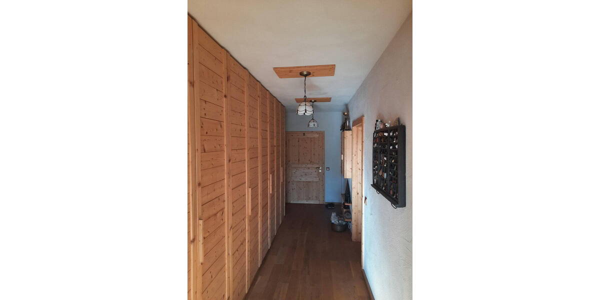 Etagenwohnung Schömberg - 4 Zimmer, 96 m&sup2;, 290.000&euro; | Angebot:25969951