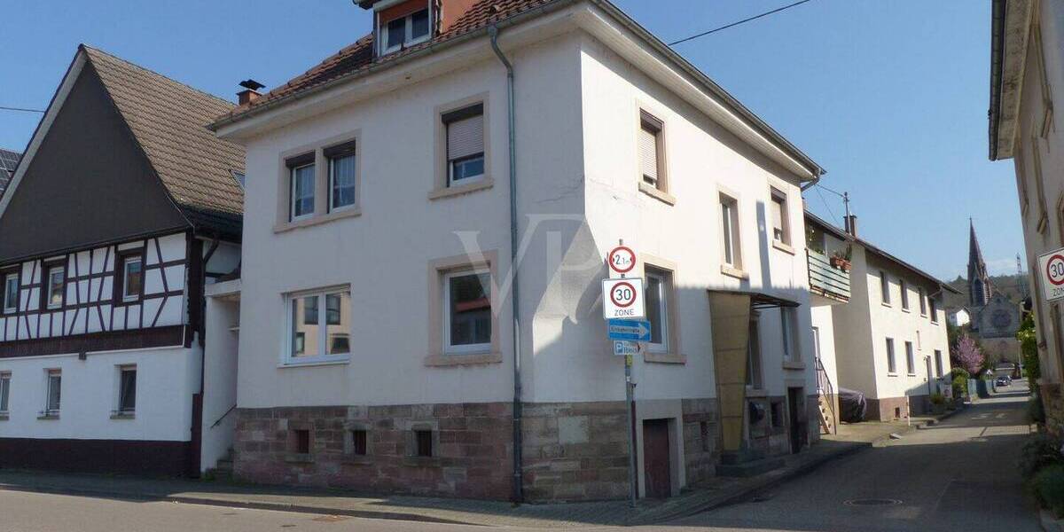 Mehrfamilienhaus, Wohnhaus Gaggenau Hörden - 8 Zimmer, 220 m&sup2;, 549.000&euro; | Angebot:26037510