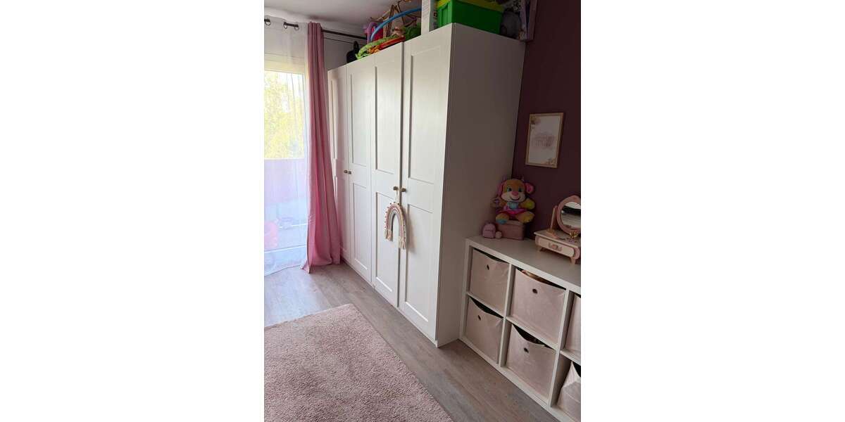 Moderne 4-Zimmer-Wohnung mit 2 Balkonen – ideal für Mitarbeitende des Mercedes-Benz-Werks - Etagenwohnung Rastatt | Angebot:26985895