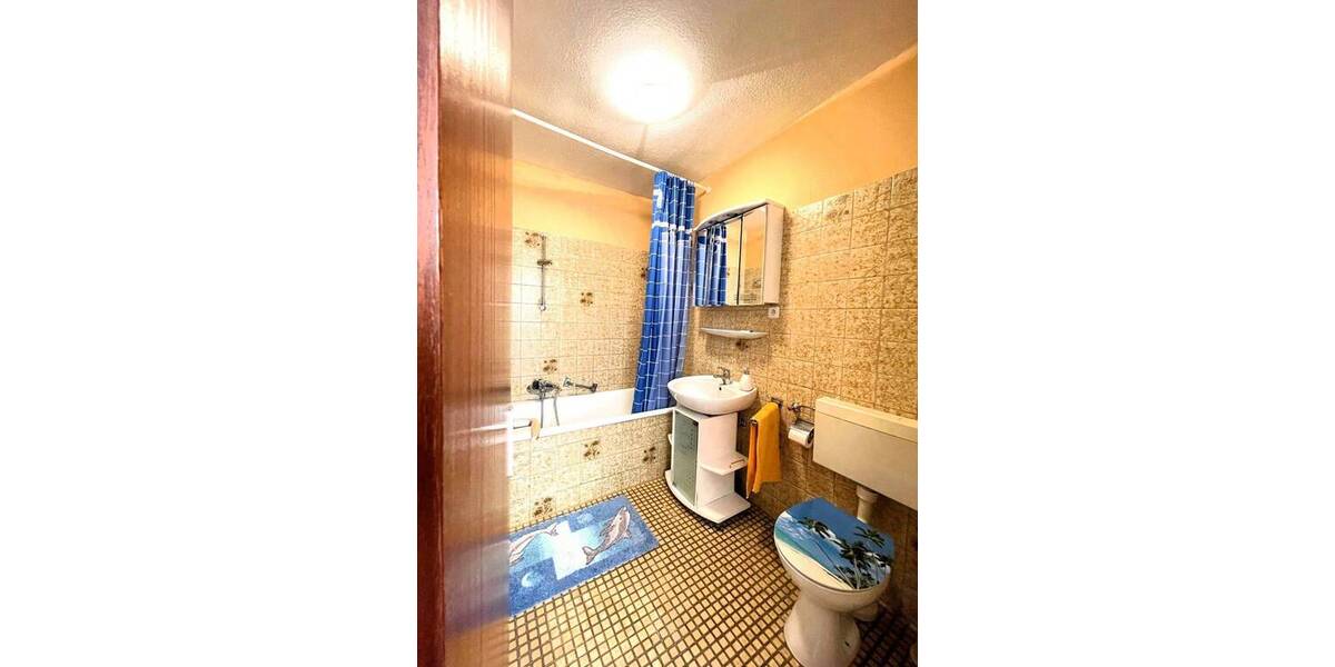 Einfamilienhaus Neuenbürg - 8 Zimmer, 185 m&sup2;, 439.000&euro; | Angebot:25725750