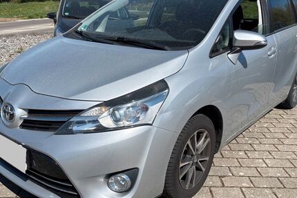 Toyota Verso 99.200 km 8.900 &euro; Muggensturm 76461