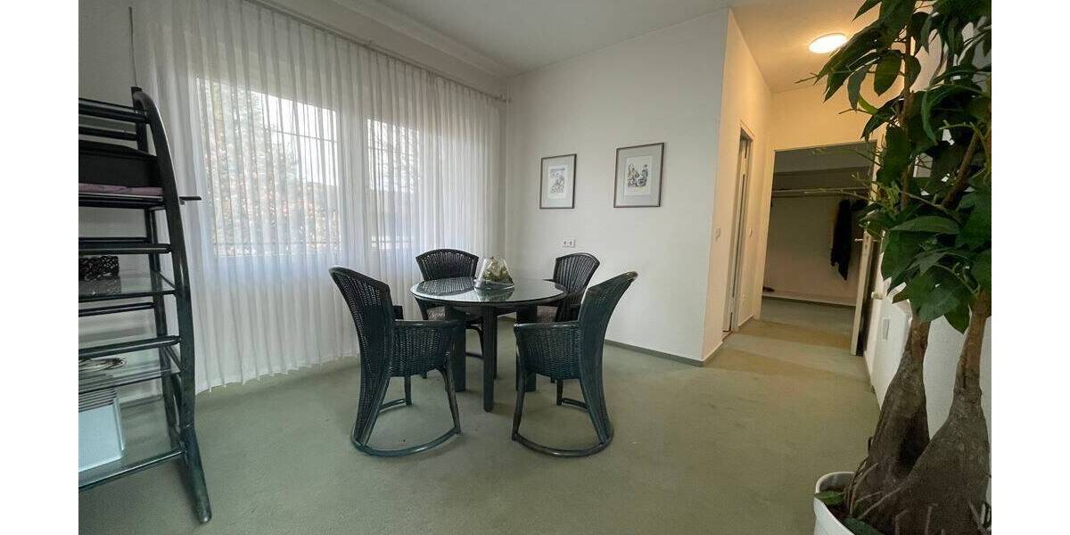 Etagenwohnung Iffezheim - 2 Zimmer, 131 m&sup2;, 990&euro; | Angebot:25996133