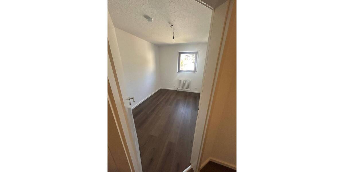 Etagenwohnung Baden-Baden Weststadt - 3 Zimmer, 94 m&sup2;, 375.000&euro; | Angebot:26108351