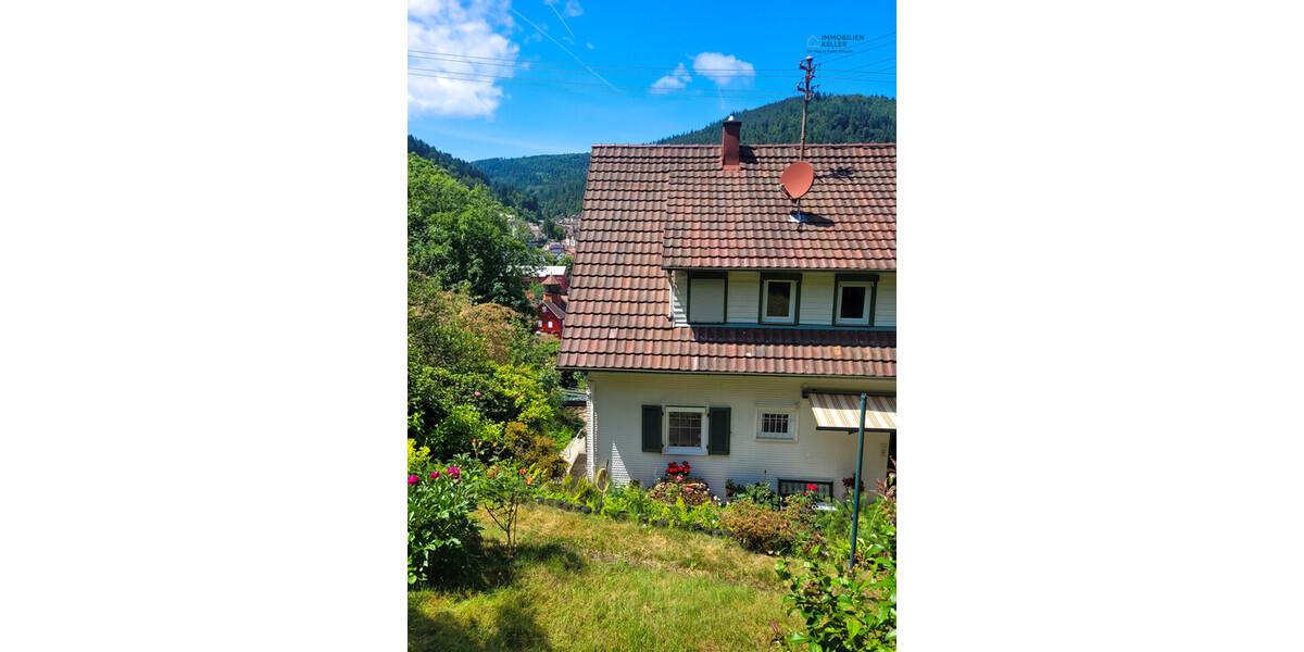 RESERVIERT - Schönes Landhaus mit Einliegerwohnung - Einfamilienhaus Bad Wildbad | Angebot:25867176