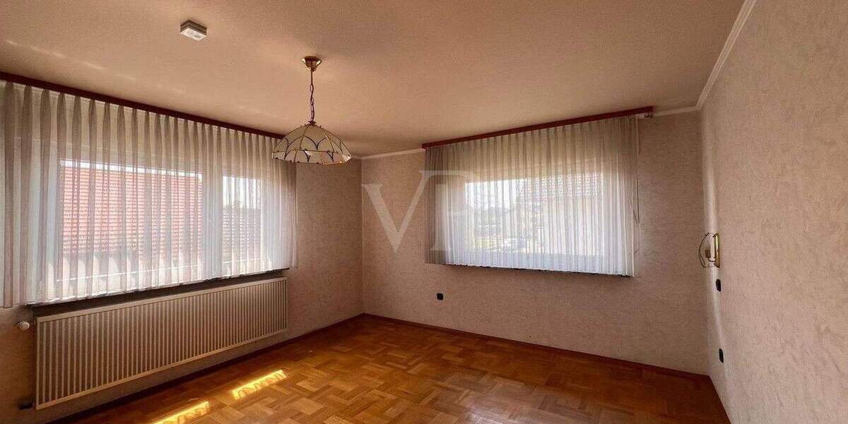 Mehrfamilienhaus, Wohnhaus Baden-Baden / Sandweier Sandweier - 6 Zimmer, 160 m&sup2;, 495.000&euro; | Angebot:25694691