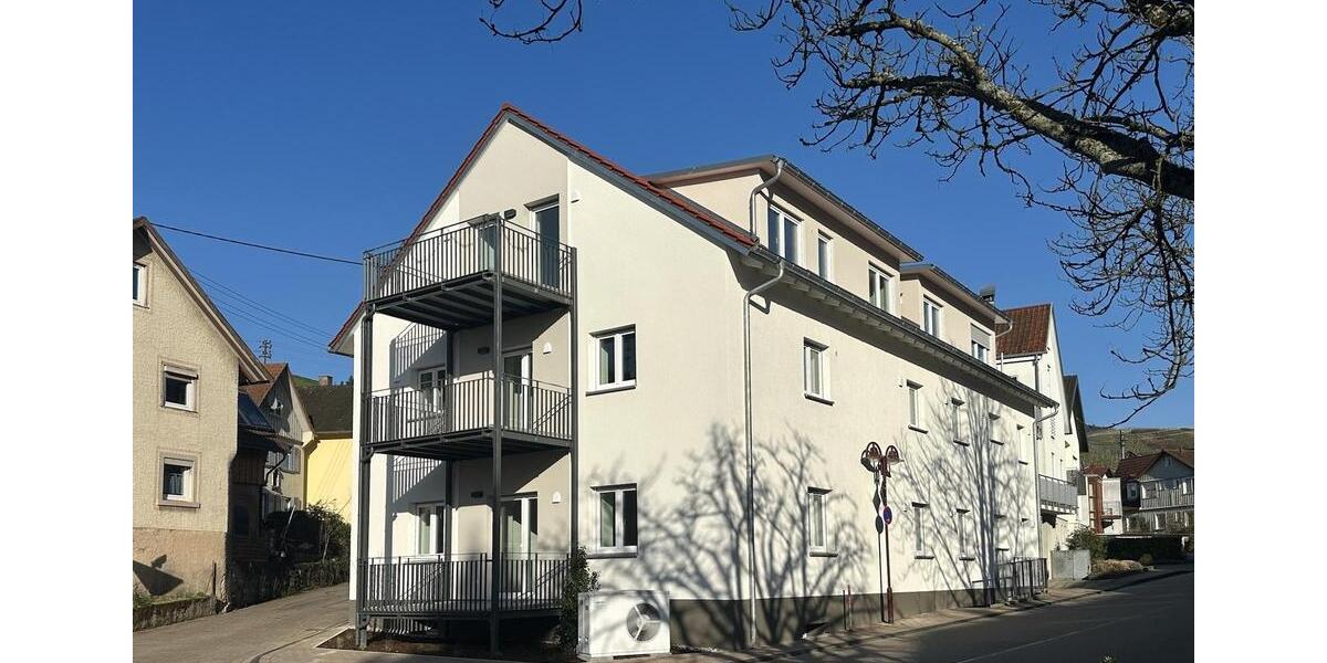 Etagenwohnung Baden-Baden Lichtental - 3 Zimmer, 80 m&sup2;, 990&euro; | Angebot:25416480