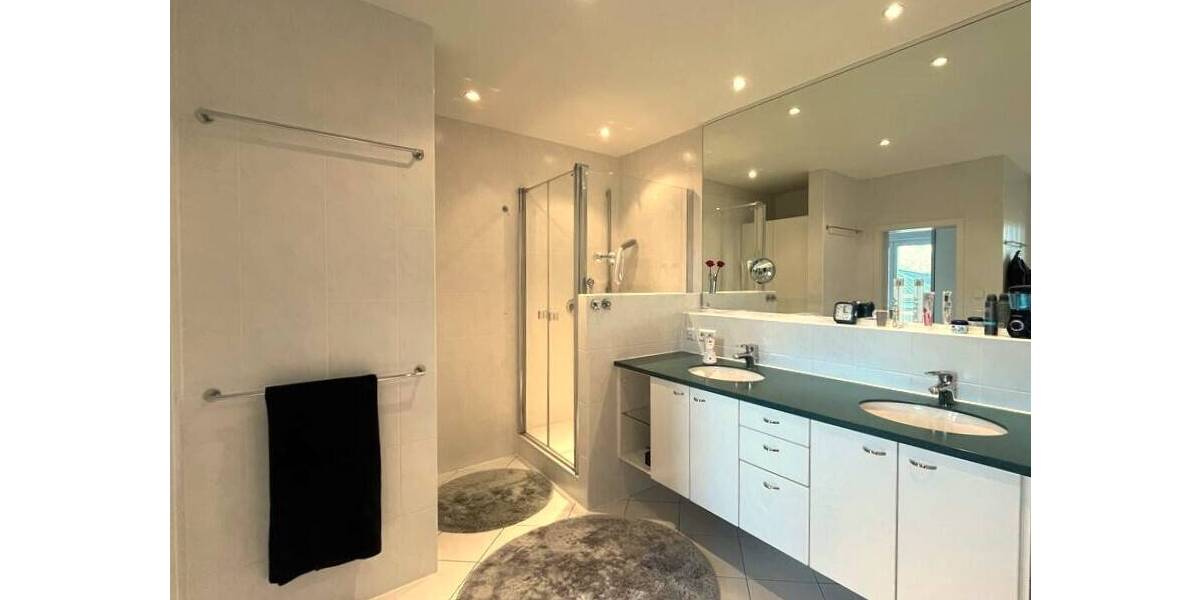 Etagenwohnung Baden-Baden Innenstadt - 3 Zimmer, 107 m&sup2;, 630.000&euro; | Angebot:25674407