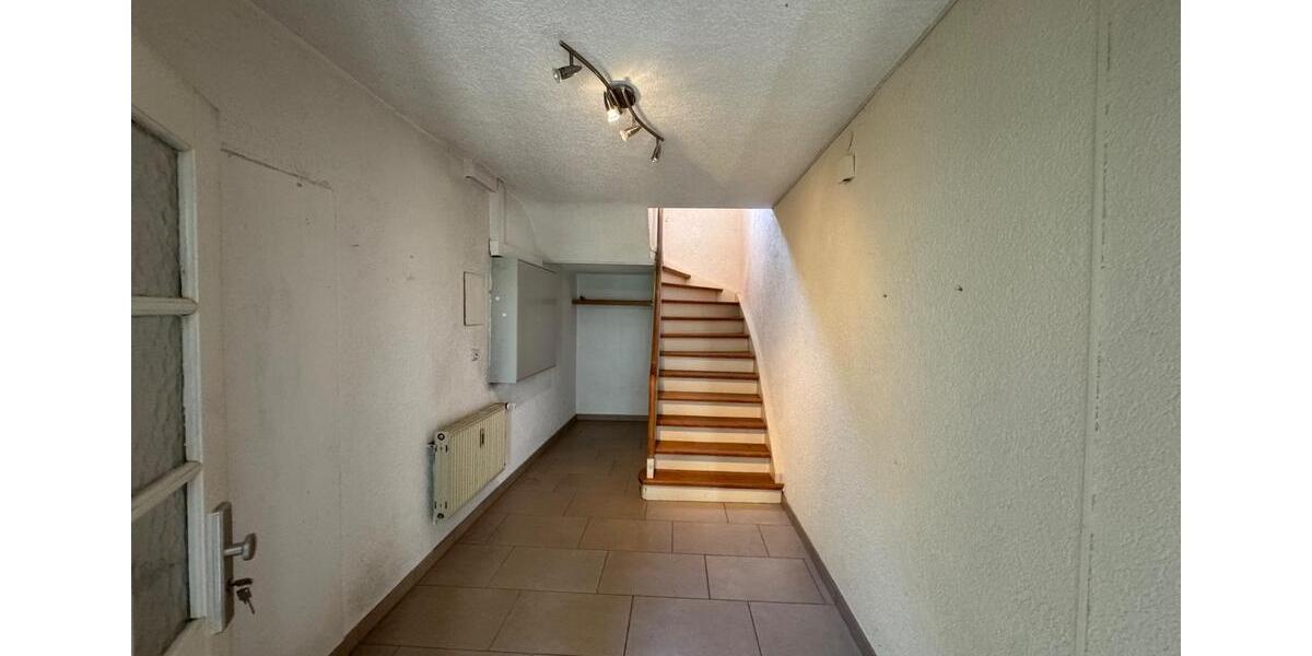 Einfamilienhaus Rheinstetten - 11 Zimmer, 226 m&sup2;, 495.000&euro; | Angebot:26729200