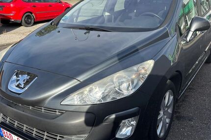 Peugeot 308 149.000 km 3.990 &euro; Baden-Baden 76532