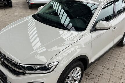 VW T-Roc 44.215 km 26.400 &euro; Sasbach 77880