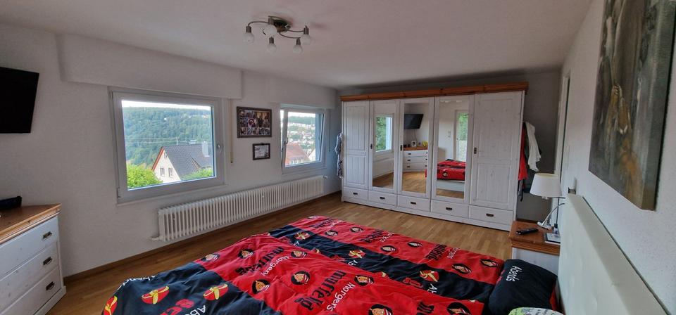 Mehrfamilienhaus, Wohnhaus Neuenbürg - 8 Zimmer, 246 m&sup2;, 820.000&euro; | Angebot:25940918