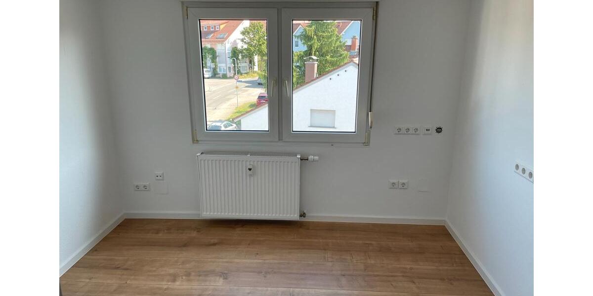 Dachgeschoßwohnung Rheinstetten - 3 Zimmer, 99 m&sup2;, 1.050&euro; | Angebot:26670366