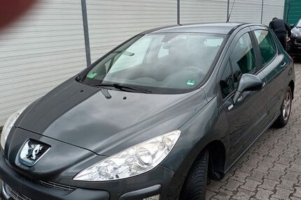 Peugeot 308 177.000 km 4.300 &euro; Baden-Baden 76530