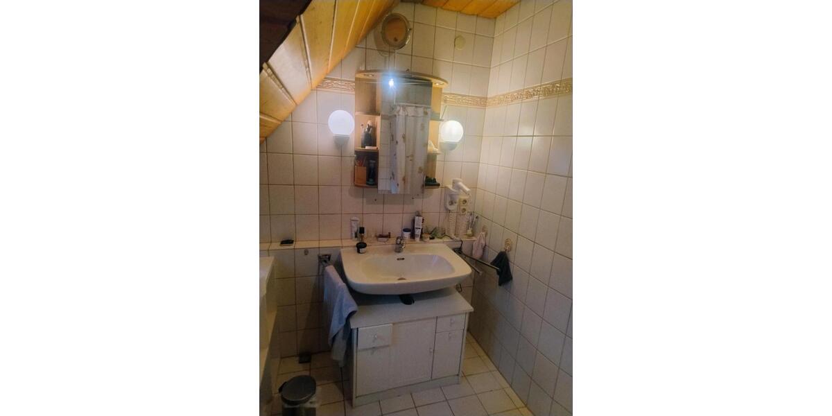 Etagenwohnung Sasbachwalden - 18 Zimmer, 180 m&sup2;, 750&euro; | Angebot:25843636