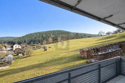 TRAUMHAFTES WOHNEN IN NATURNAHER LAGE - Etagenwohnung Enzklösterle | Angebot:25591594