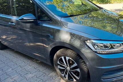 VW Touran 140.000 km 17.000 &euro; Rastatt 76437