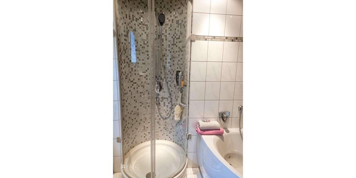 Einfamilienhaus Hagenbach - 6 Zimmer, 169 m&sup2;, 530.000&euro; | Angebot:25729885