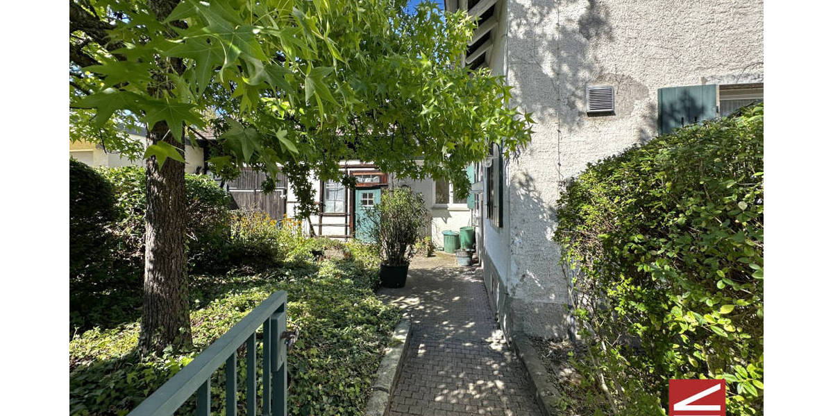 Einfamilienhaus Baden-Baden Weststadt - 9 Zimmer, 195 m&sup2;, 598.000&euro; | Angebot:25692844