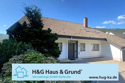 Haus Bad Herrenalb - 9 Zimmer, 331 m&sup2;, 649.000&euro; | Angebot:25395381
