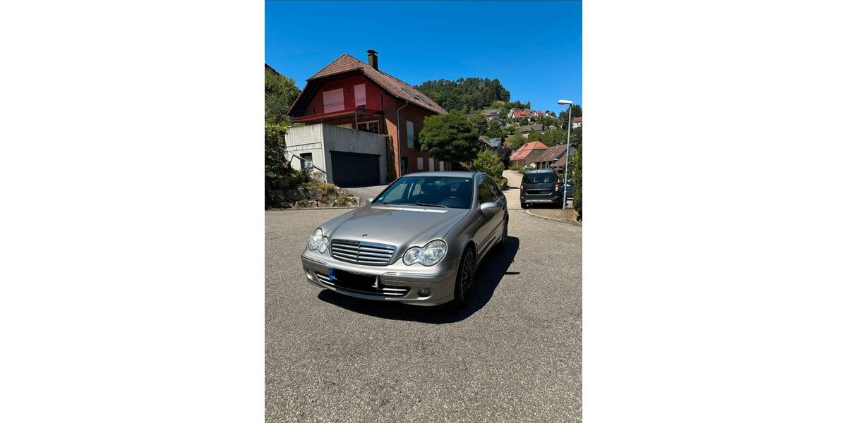 Mercedes-Benz C 200 235.000 km 2.000 &euro; Forbach 76596