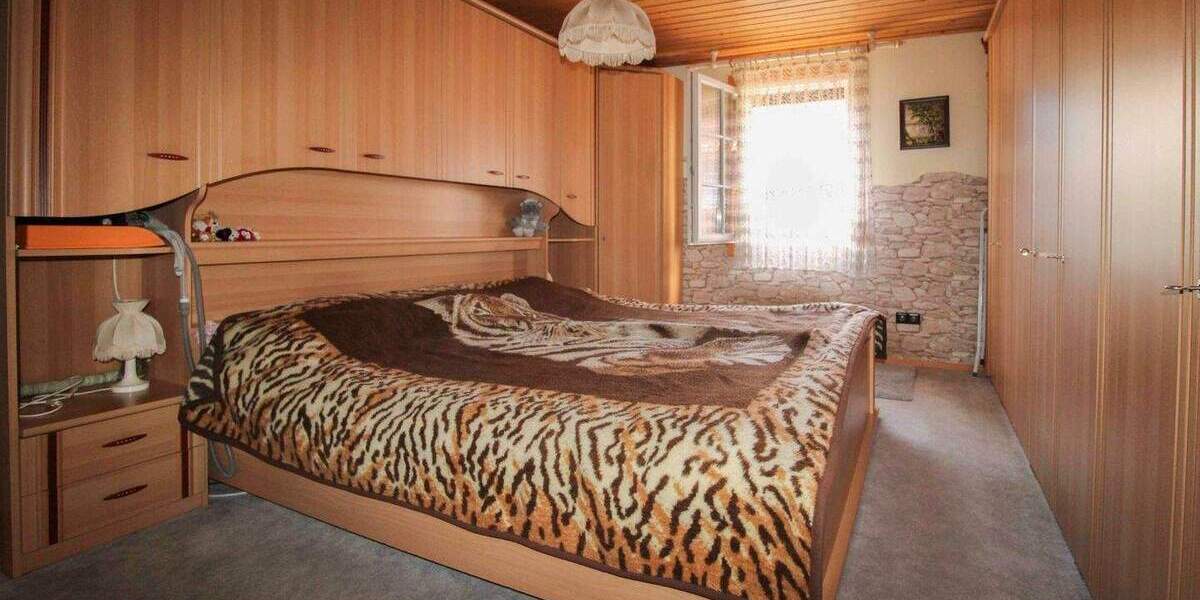 Einfamilienhaus Forbach Langenbrand - 6 Zimmer, 192 m&sup2;, 310.000&euro; | Angebot:25898183