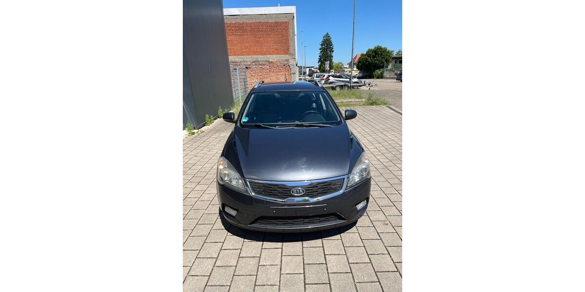 Kia ceed Sportswagon 167.000 km 2.850 &euro; Rastatt 76437