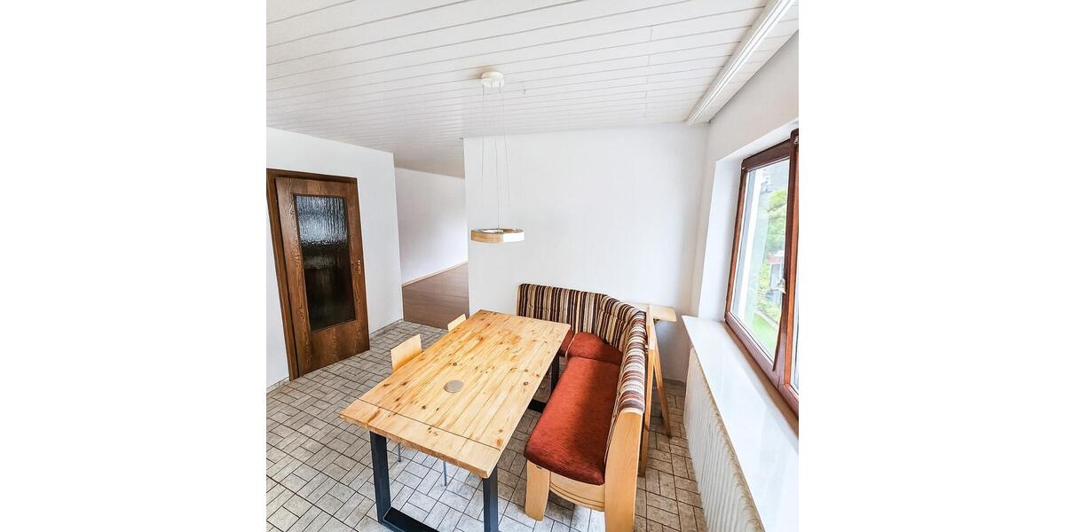 Erdgeschoßwohnung Malsch - 5 Zimmer, 138 m&sup2;, 1.175&euro; | Angebot:19031394