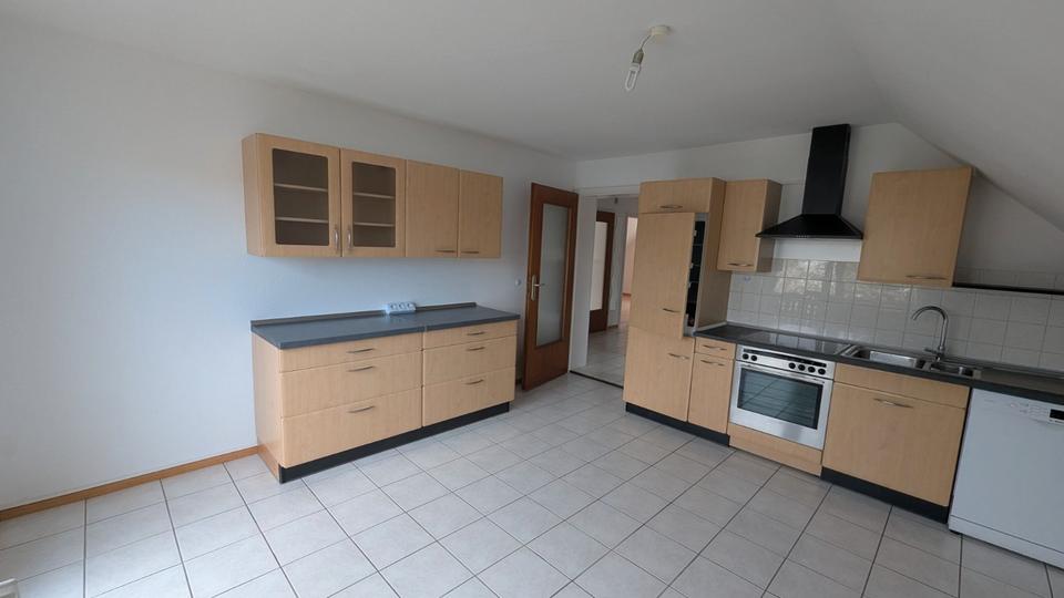 Dachgeschoßwohnung Iffezheim - 3 Zimmer, 86 m&sup2;, 860&euro; | Angebot:25995005
