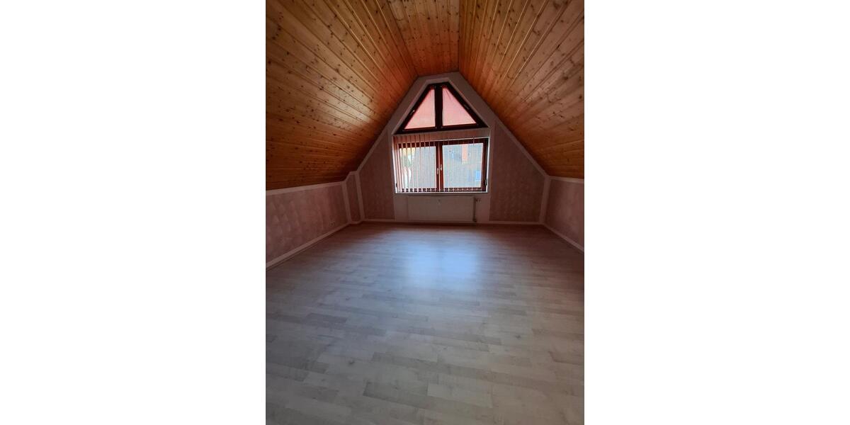 Maisonettenwohnung Gernsbach - 3 Zimmer, 68 m&sup2;, 230.000&euro; | Angebot:25611789