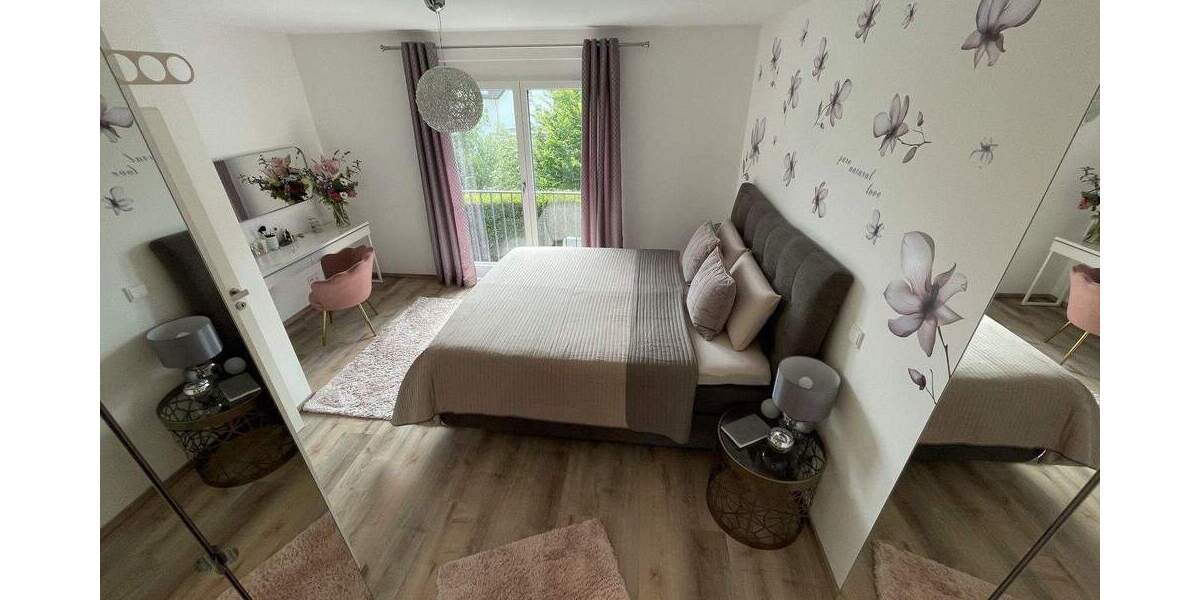 Doppelhaushälfte Baden-Baden Ebersteinburg - 8 Zimmer, 231 m&sup2;, 898.000&euro; | Angebot:25704943