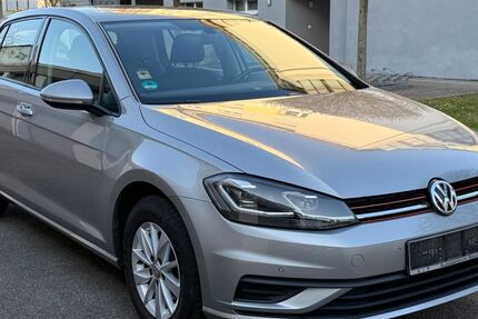 VW Golf 107.000 km 11.500 &euro; Rastatt 76437