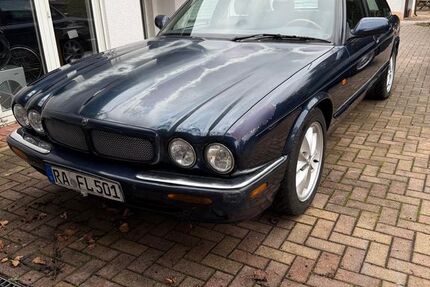 Jaguar XJR 230.000 km 4.490 &euro; Baden-Württemberg - Sinzheim 76547