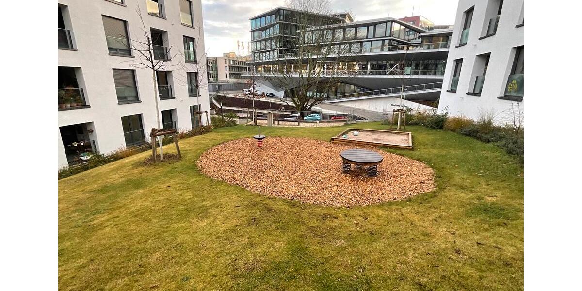 Etagenwohnung Baden-Baden Baden - 4 Zimmer, 100 m&sup2;, 1.379&euro; | Angebot:26675998