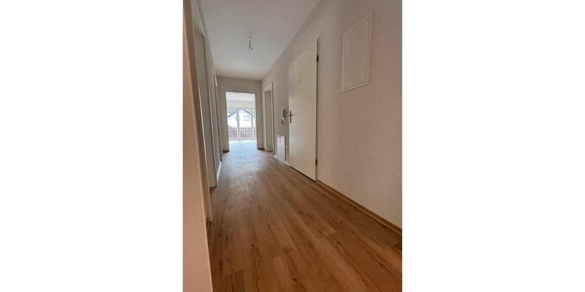 Etagenwohnung Baden-Baden Lichtental - 3 Zimmer, 101 m&sup2;, 1.050&euro; | Angebot:25965687
