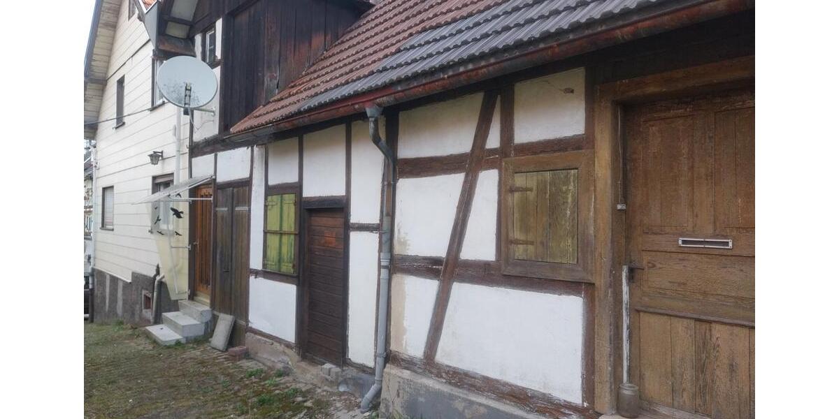 Einfamilienhaus Weisenbach - 8 Zimmer, 160 m&sup2;, 170.000&euro; | Angebot:25320280