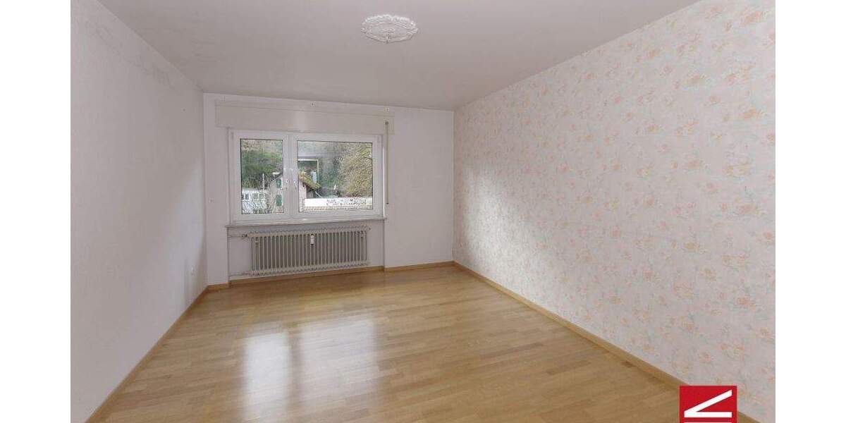Etagenwohnung Baden-Baden Lichtental - 3 Zimmer, 75 m&sup2;, 248.000&euro; | Angebot:25777942