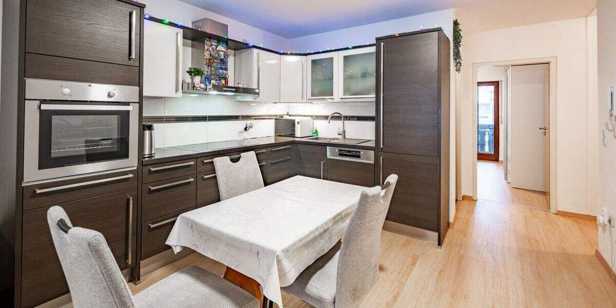 Etagenwohnung Baden-Baden Oos - 3 Zimmer, 80 m&sup2;, 269.000&euro; | Angebot:25702800