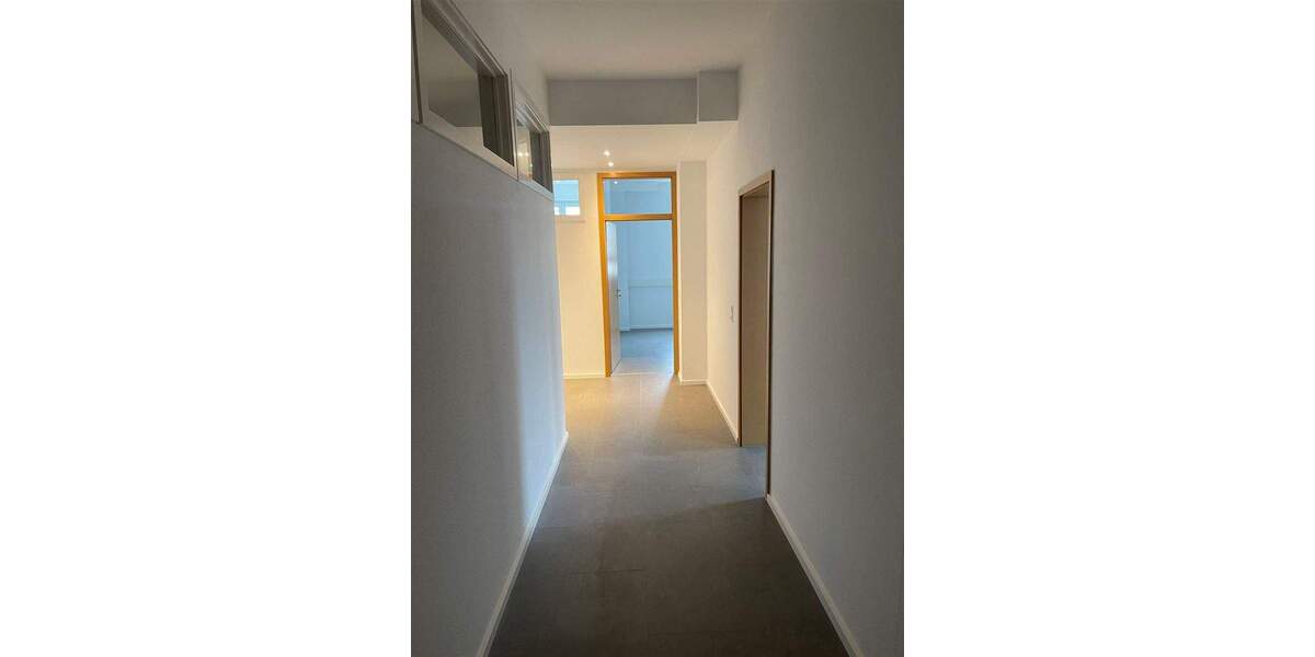 Gewerbeobjekt Steinmauern - 4 Zimmer, 120 m&sup2;, 950&euro; | Angebot:25743491