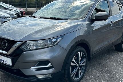 Nissan Qashqai 176.222 km 13.685 &euro; Gernsbach 76593