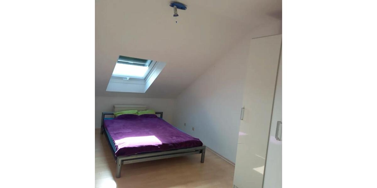 Dachgeschoßwohnung Bietigheim - 3 Zimmer, 69 m&sup2;, 215.000&euro; | Angebot:25623411