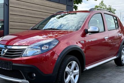 Dacia Sandero 61.000 km 6.900 &euro; Baden-Württemberg - Nagold 72202