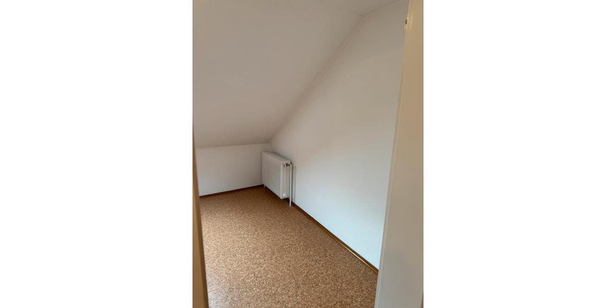 Dachgeschoßwohnung Bühl - 2.5 Zimmer, 50 m&sup2;, 700&euro; | Angebot:24963483